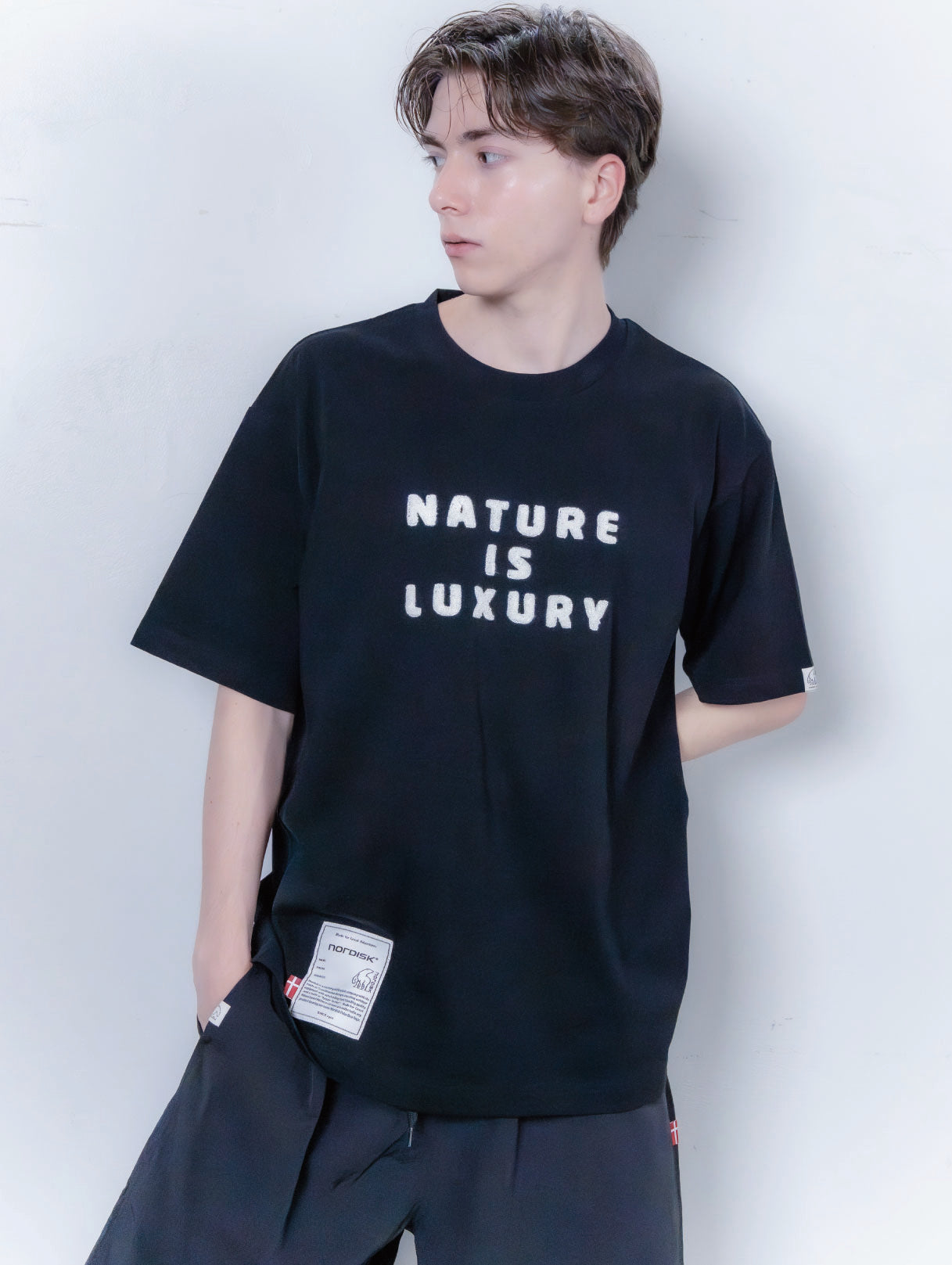 SAGARA ROGO EMBROIDERY UNI TEE
