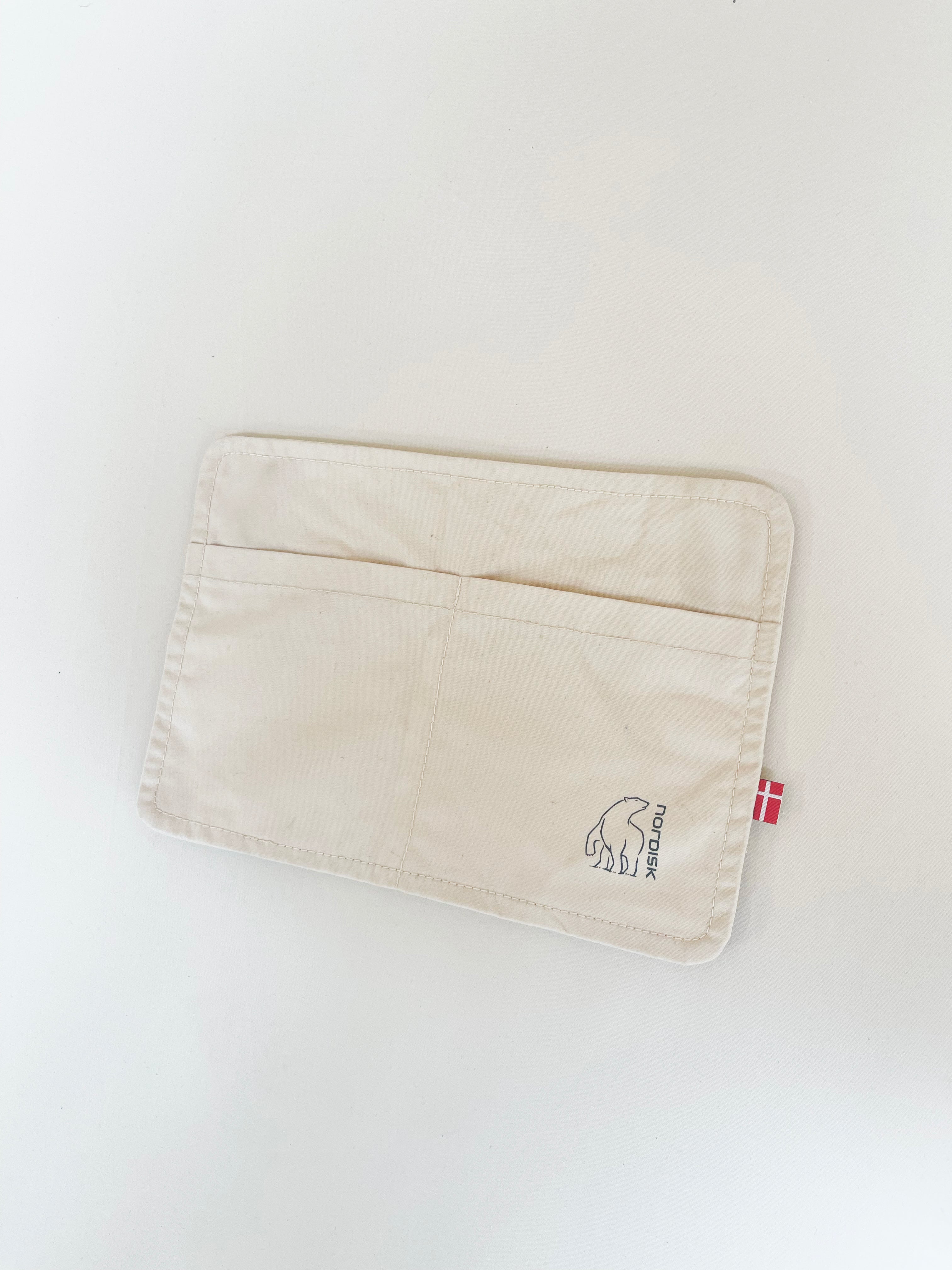 Thyholm Magnetic Pocket