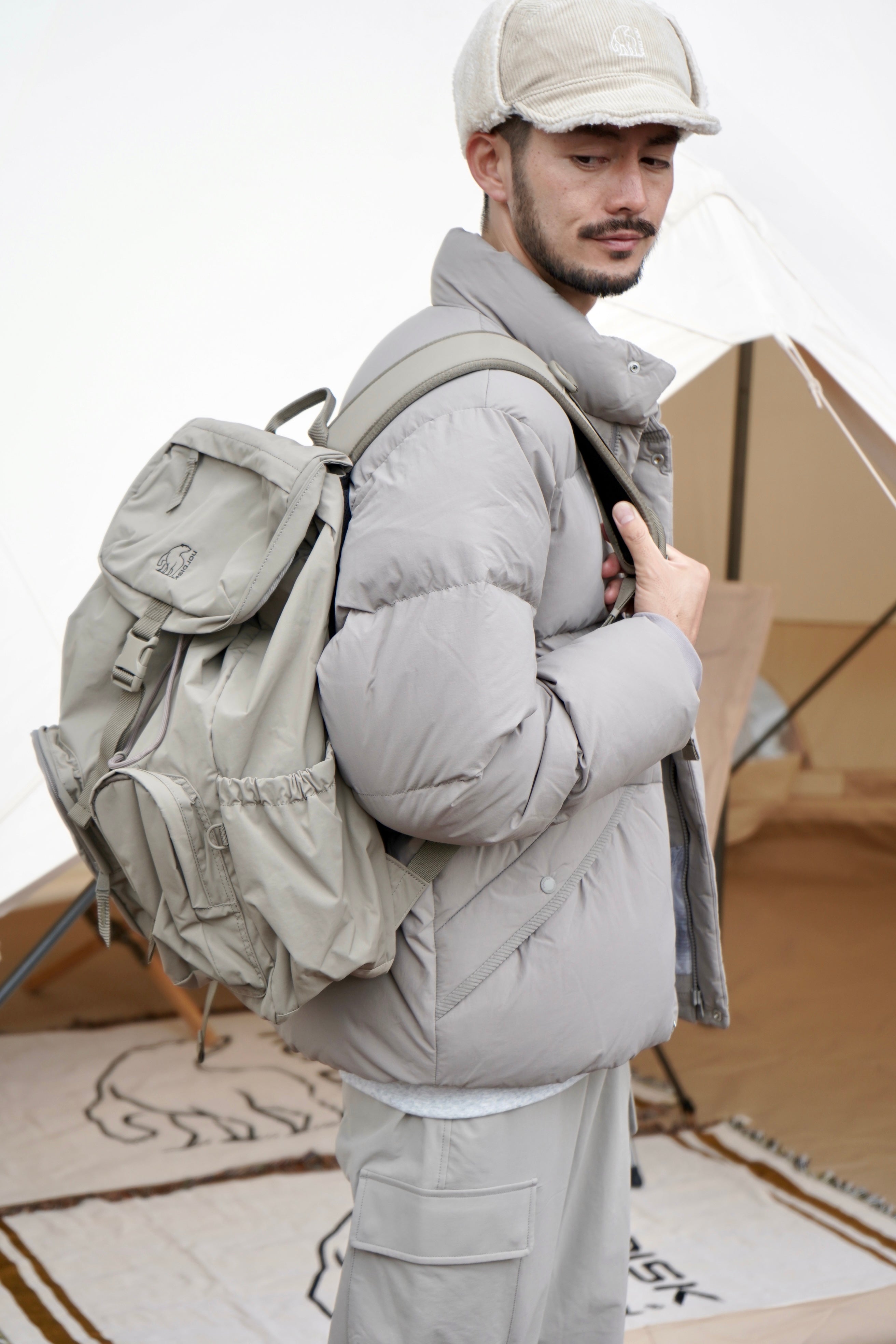 空ページ FLAP BACKPACK