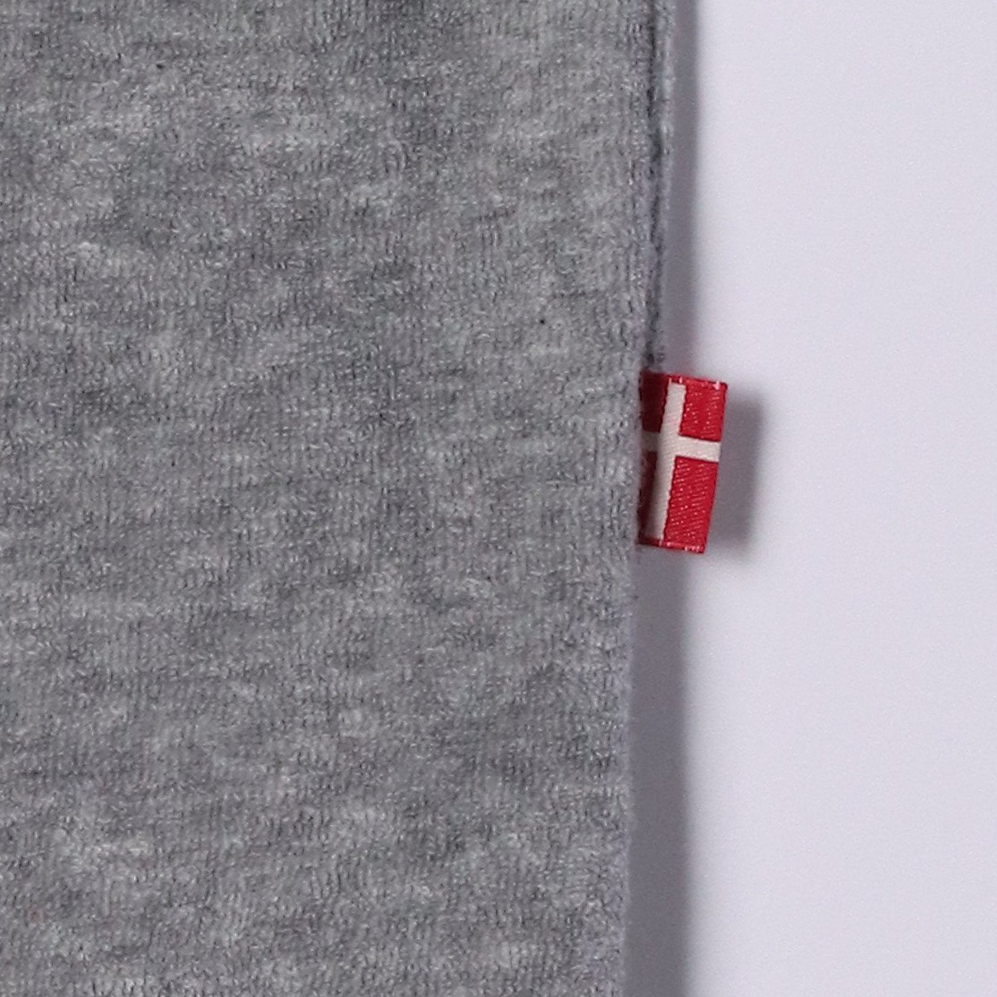 TOWEL HUG TEE UNISEX