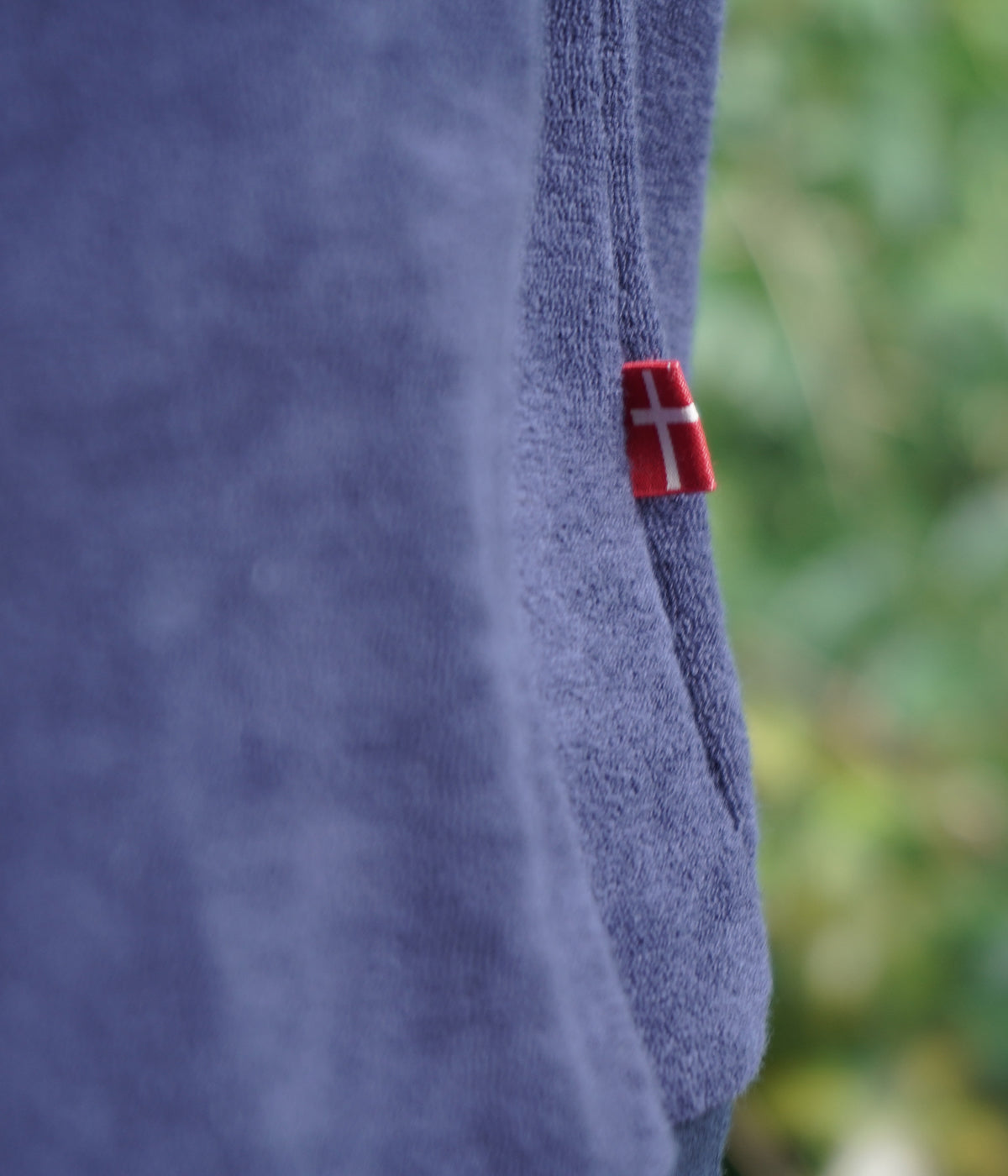 TOWEL HUG TEE UNISEX