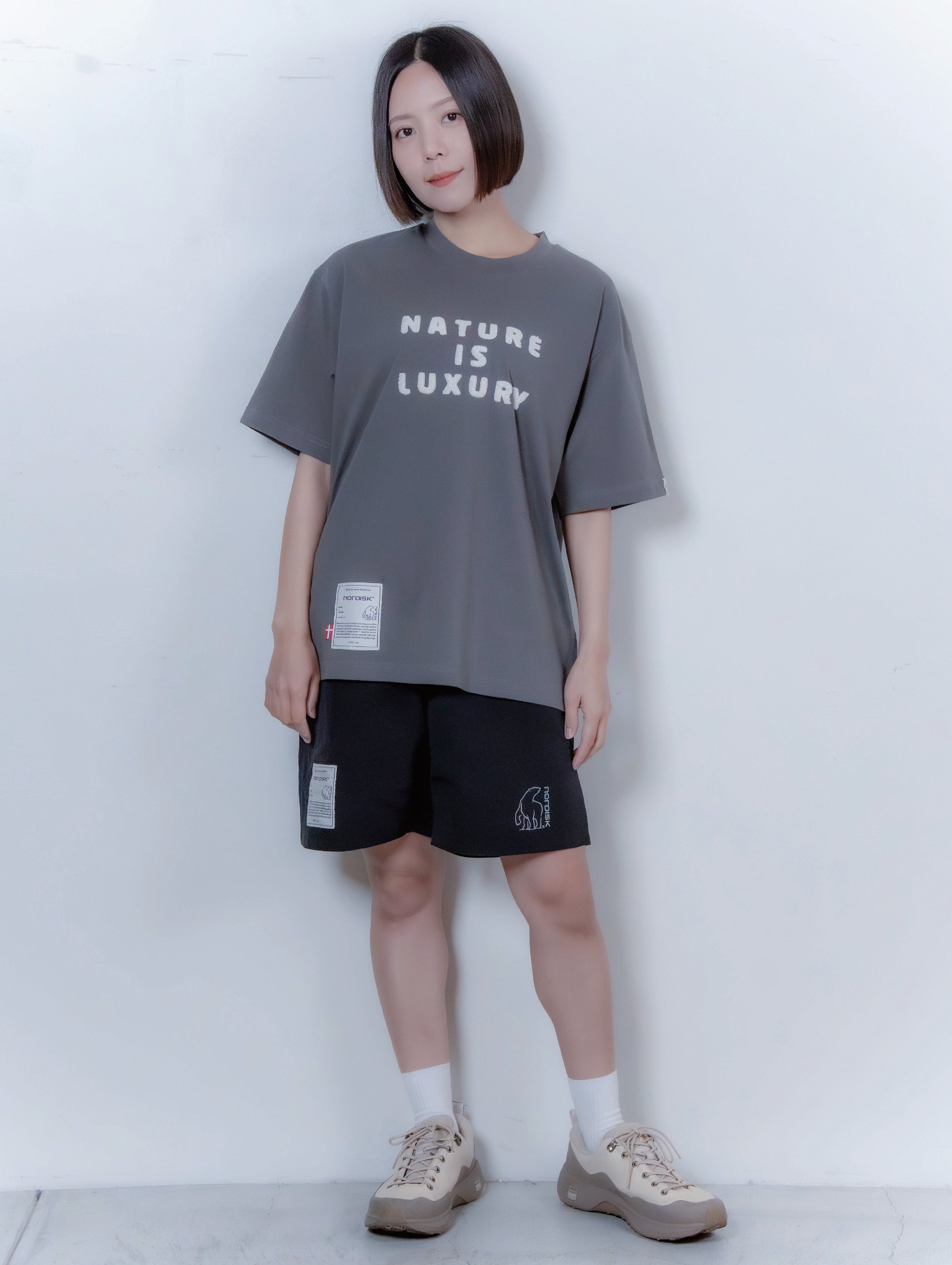 SAGARA ROGO EMBROIDERY UNI TEE