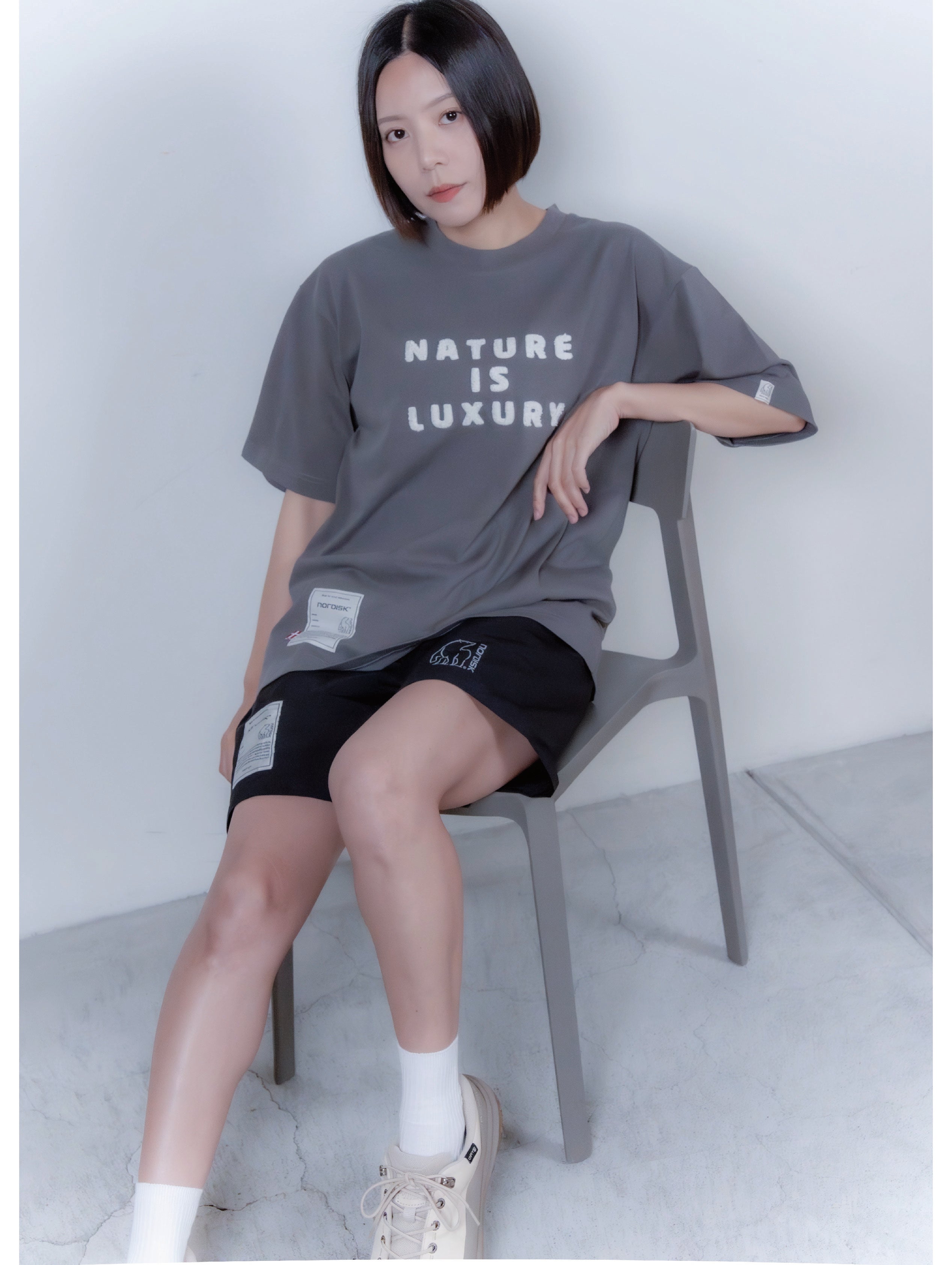 SAGARA ROGO EMBROIDERY UNI TEE