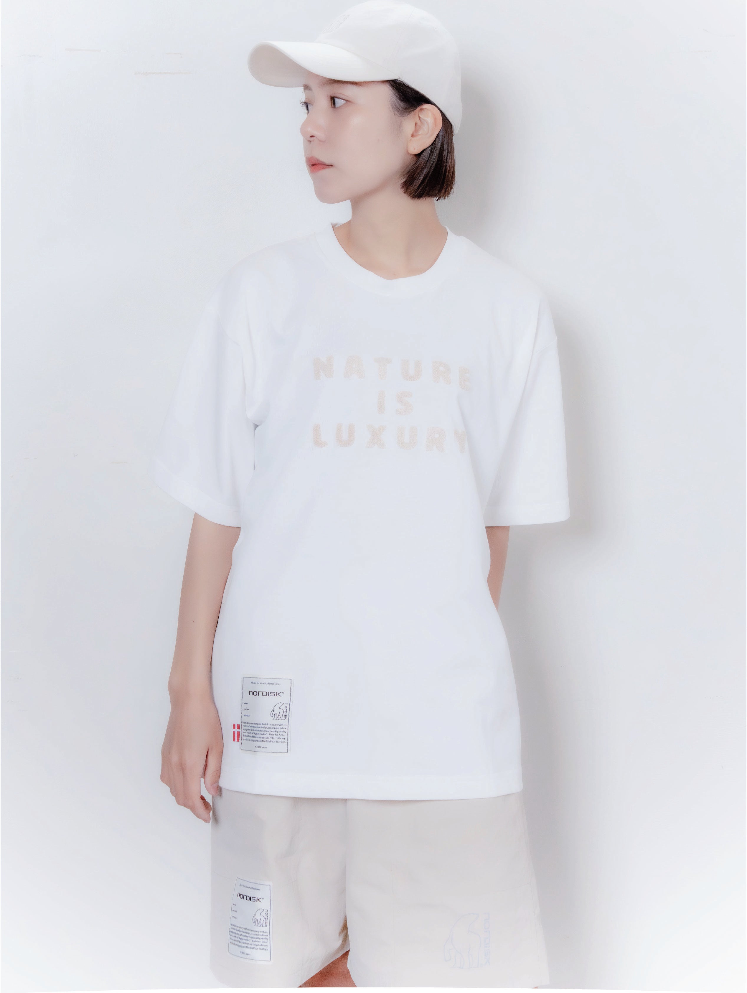 SAGARA ROGO EMBROIDERY UNI TEE