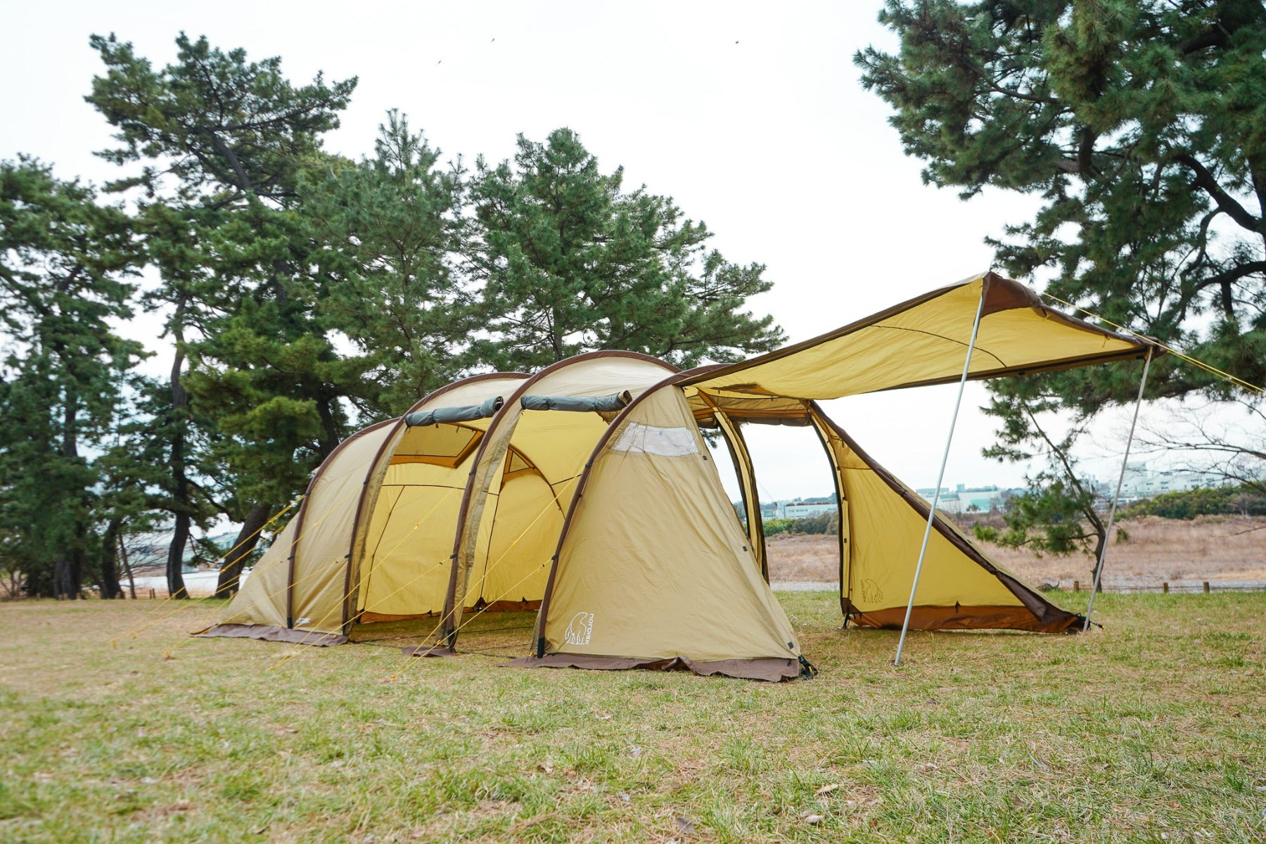 Reisa 6 Beige tent With Brown Skirt