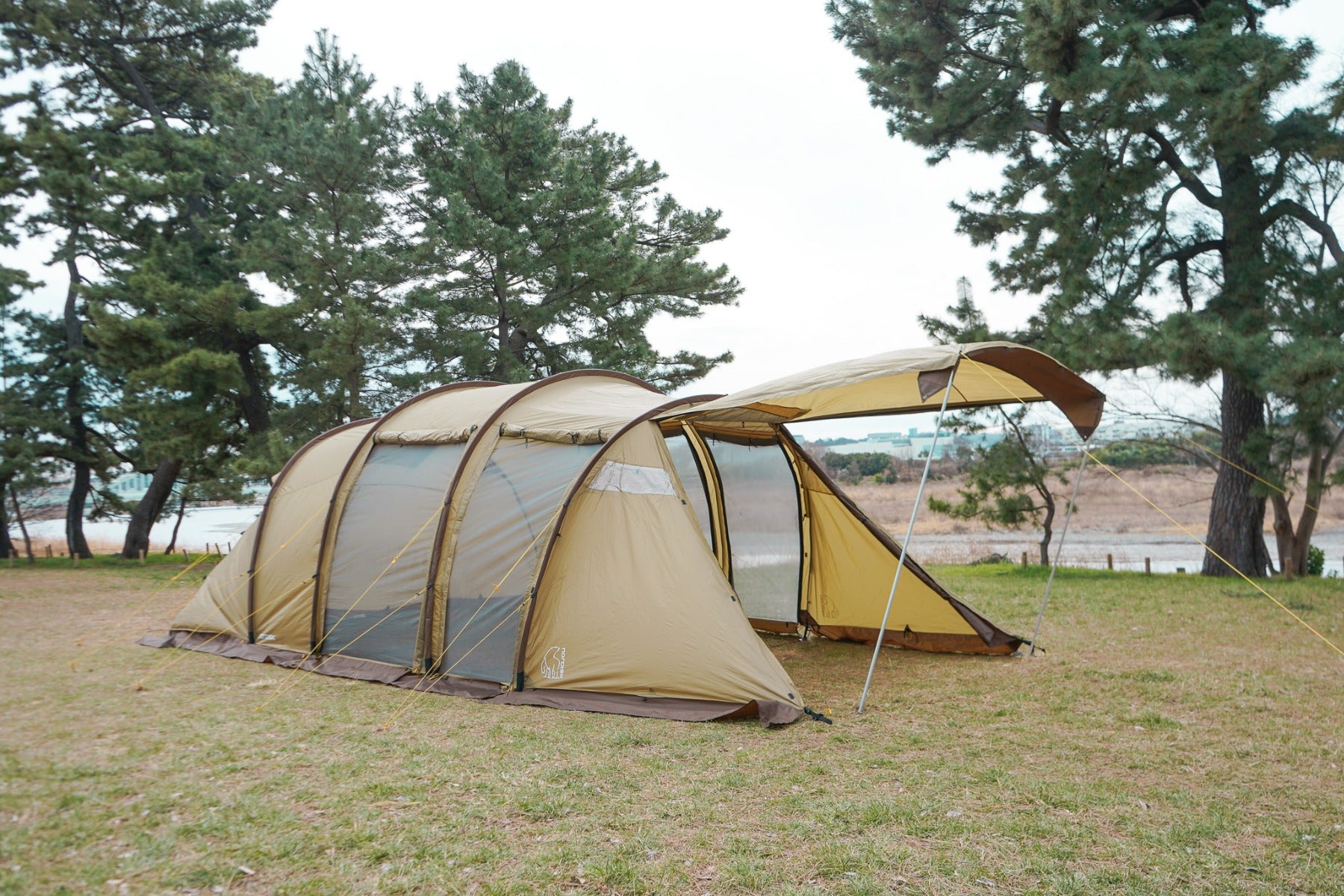 Reisa 6 Beige tent With Brown Skirt