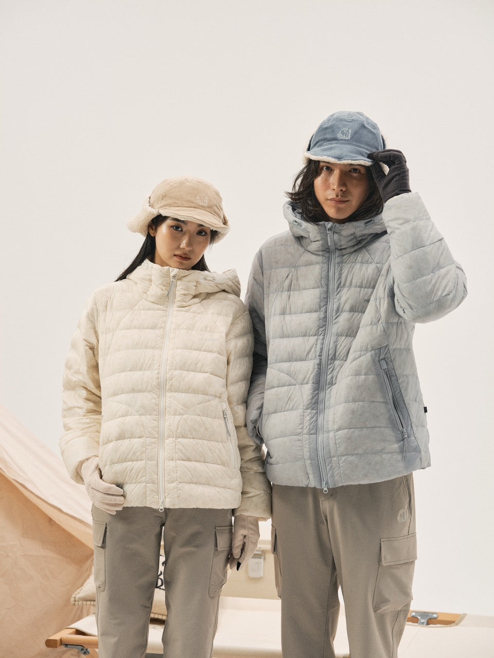 UNI ROCKY LIGHT CRYSTAL DOWN HOODIE JUMPER